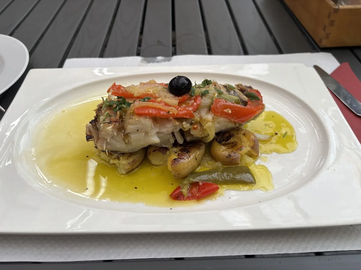 Restaurant Portugal – Wolfsbarsch in Bonn, Nordrhein-Westfalen
