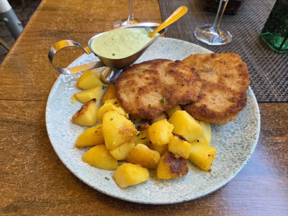 Zum Standesämtchen – Schnitzel in Frankfurt am Main, Hessen