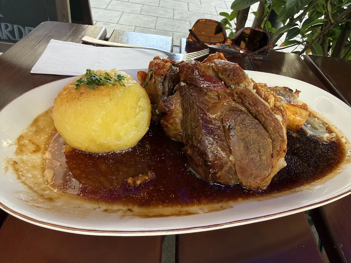 Augustiner Klosterwirt – Sauerkraut in München, Bayern