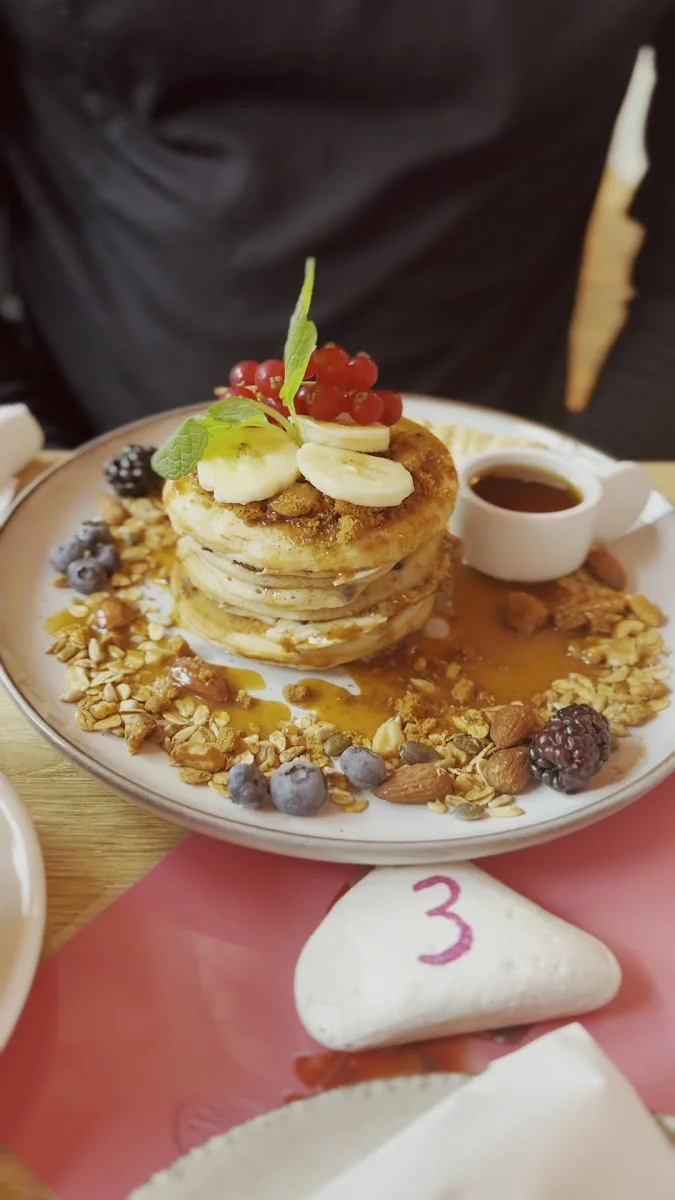 TRUCYS Café BREAKFAST TAPAS Winterhuder Weg – Café in Hamburg