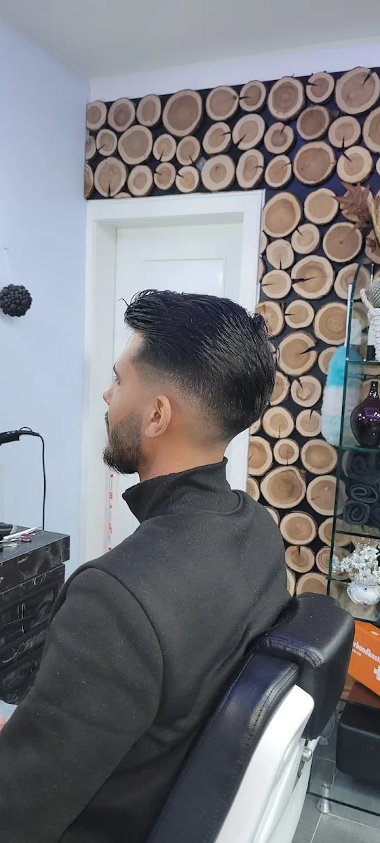 Haarkunst - Friseur Bad Salzuflen – Friseursalon in Bad Salzuflen, Nordrhein-Westfalen