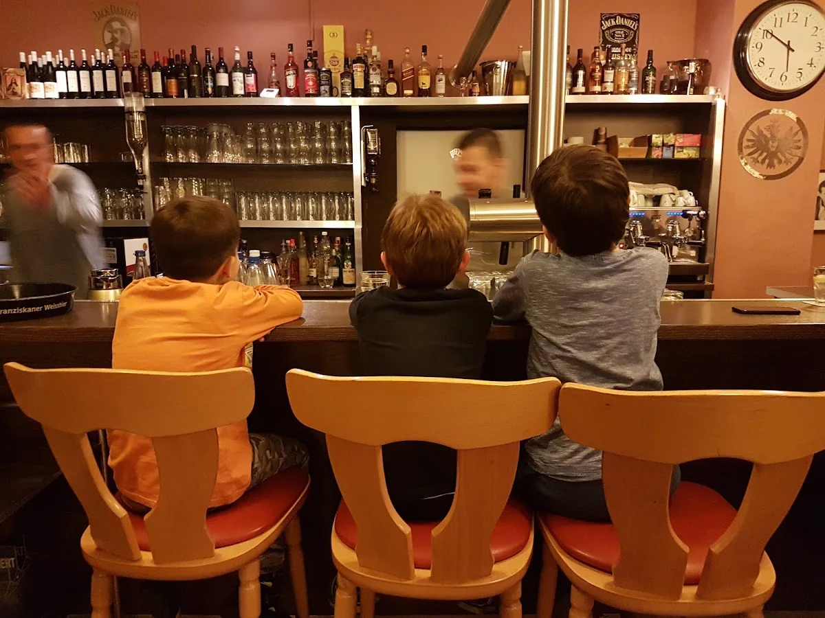 Zur Kastanie Frankfurt – Bar in Frankfurt am Main, Hessen
