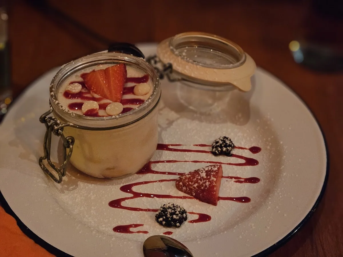 Restaurant Savanna Munich – Panna cotta in München, Bayern