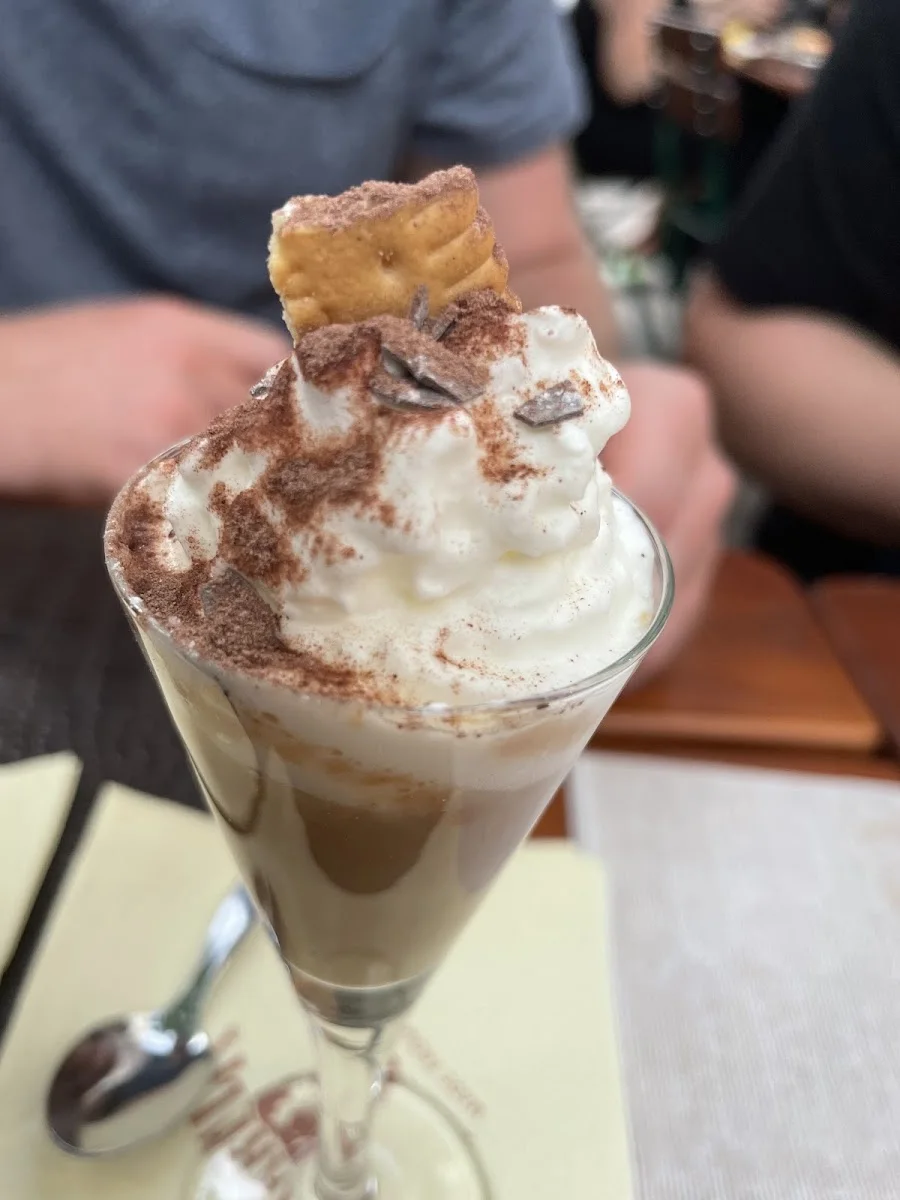 Restaurant Savanna Munich – Irish Coffee in München, Bayern