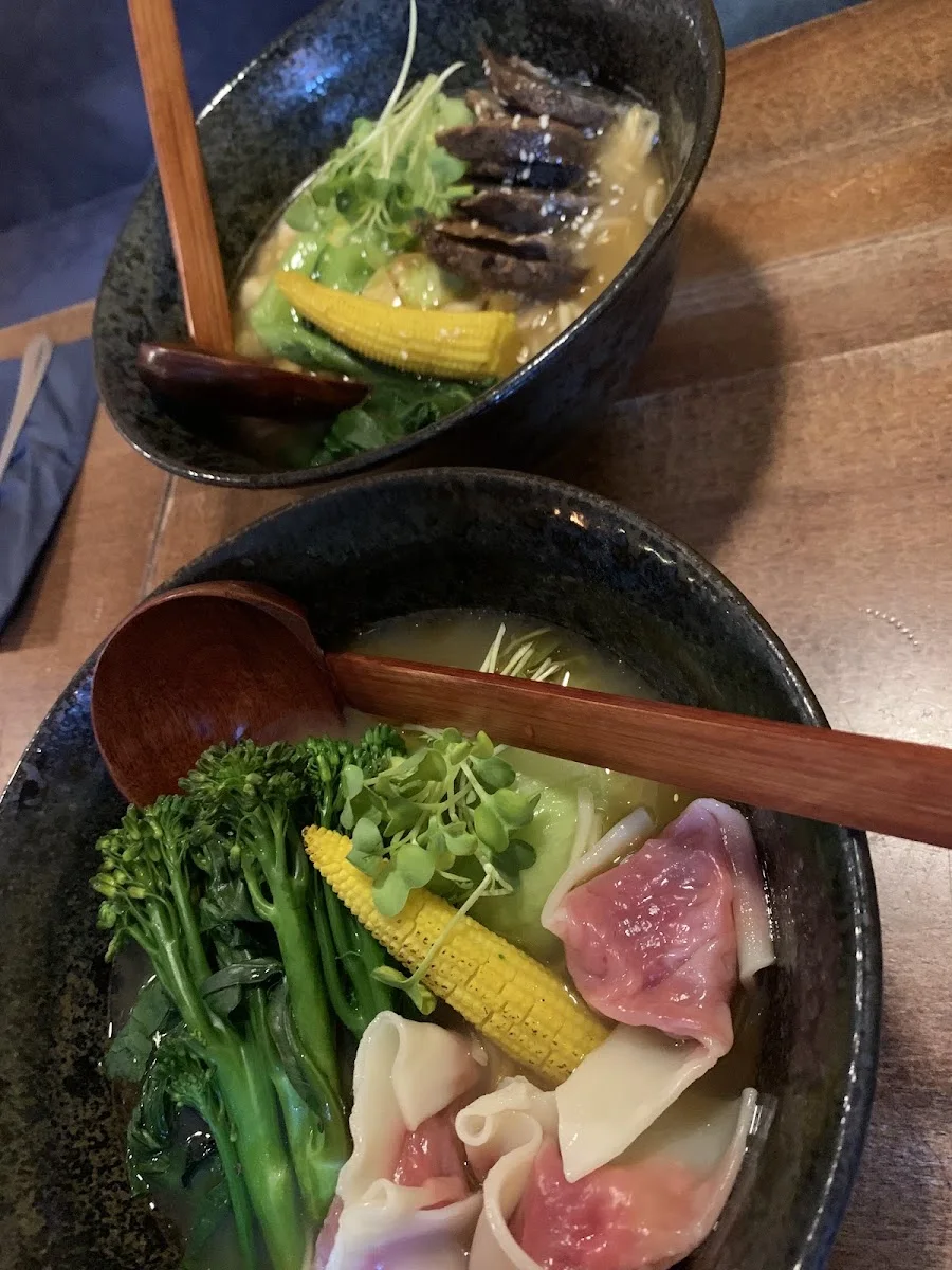 Shisomen Vegan Ramen & Cocktails – Ramen-Restaurant in Berlin