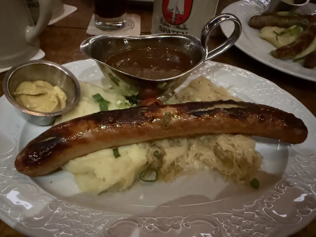 Servus Colonia Alpina – Bratwurst in Köln, Nordrhein-Westfalen