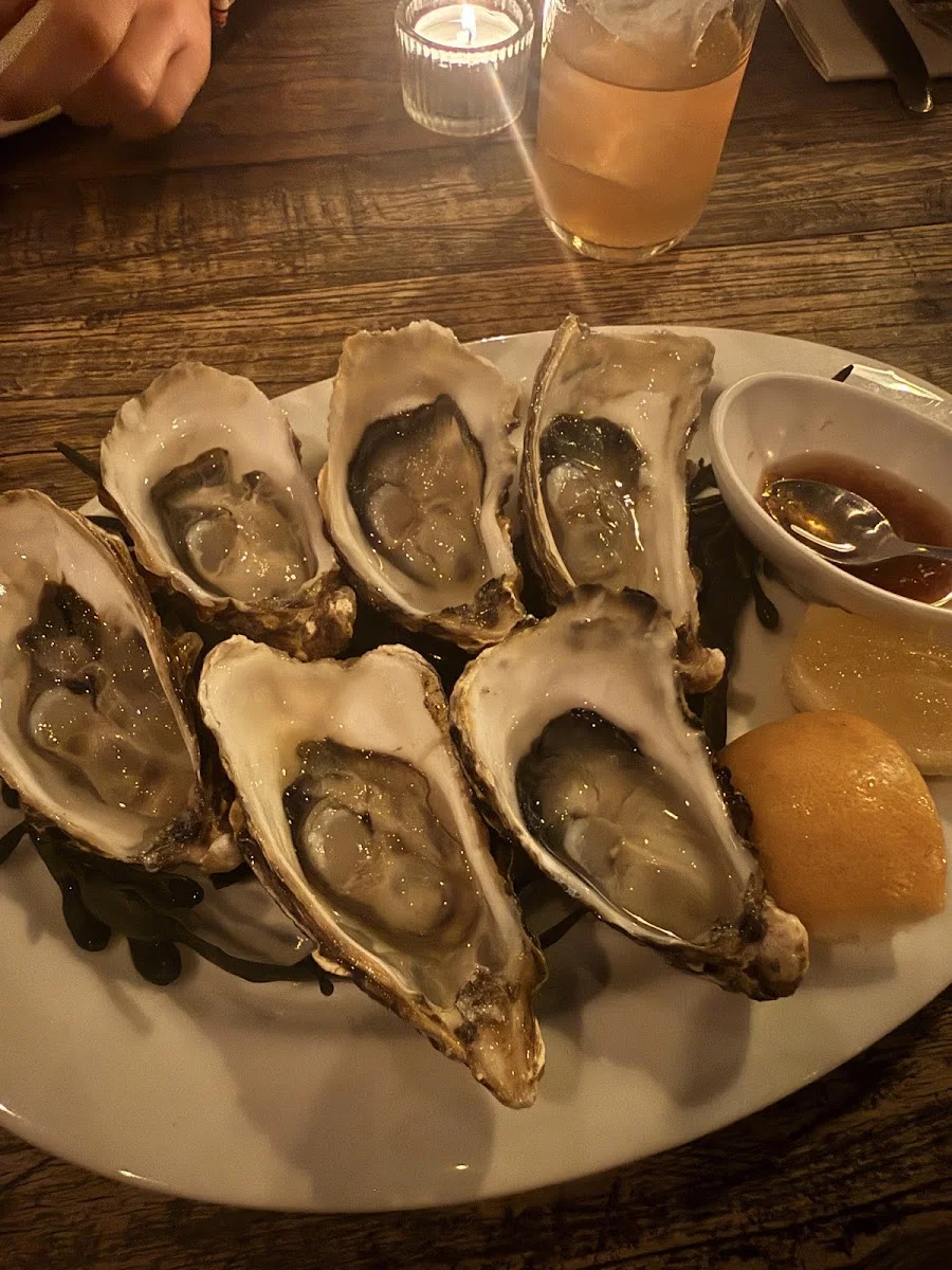 KINK Bar & Restaurant – Austern in Berlin