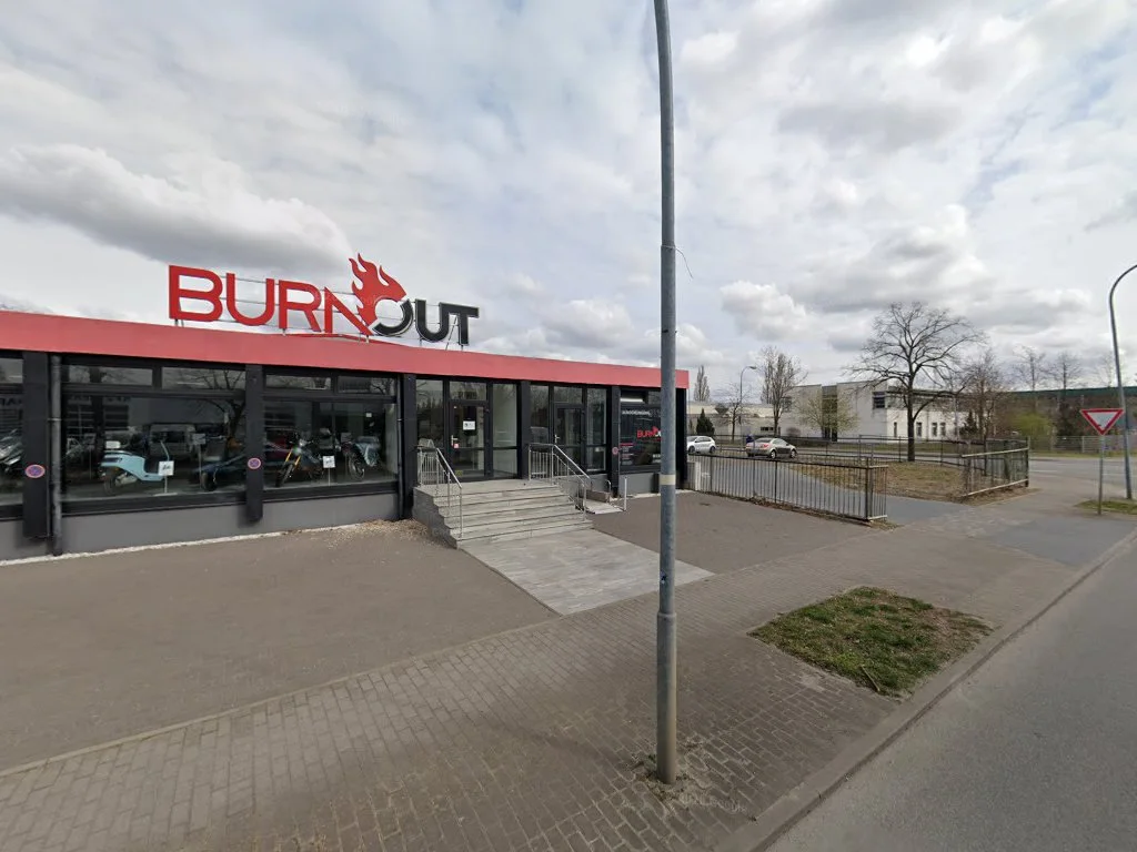 Burnout Motors – Street View & 360°-Fotos in Hennigsdorf, Brandenburg