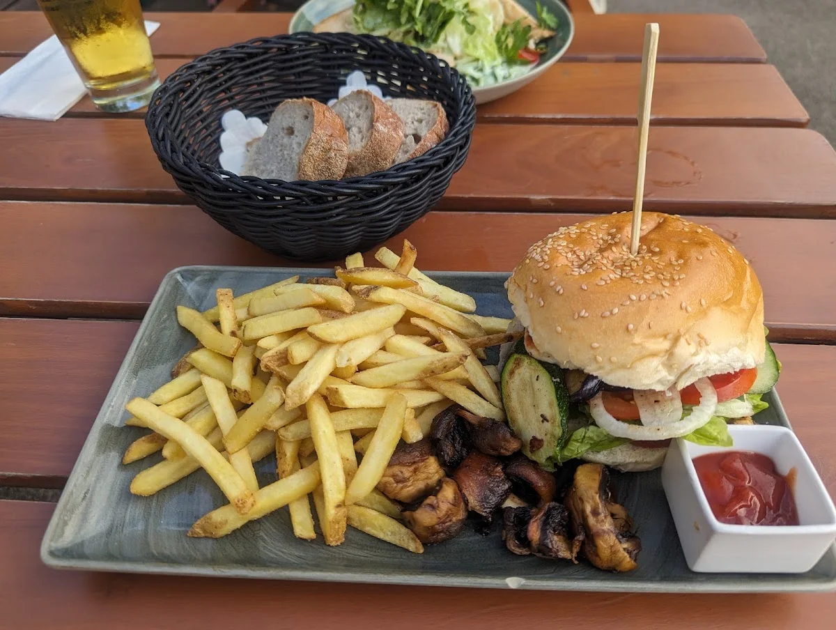 Augustiner Biergarten & Eventlocation Stuttgart – Hamburger in Stuttgart, Baden-Württemberg