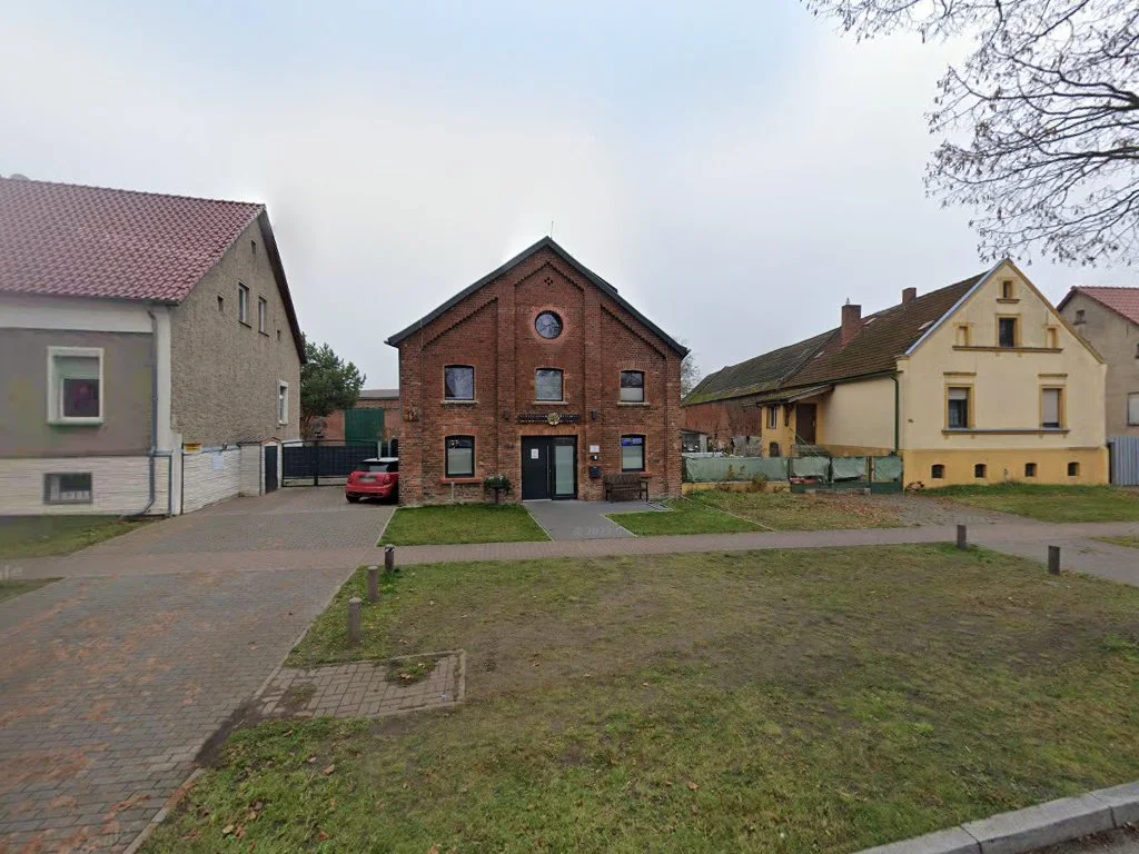Physiowerk – Street View & 360°-Fotos in Oberkrämer, Brandenburg