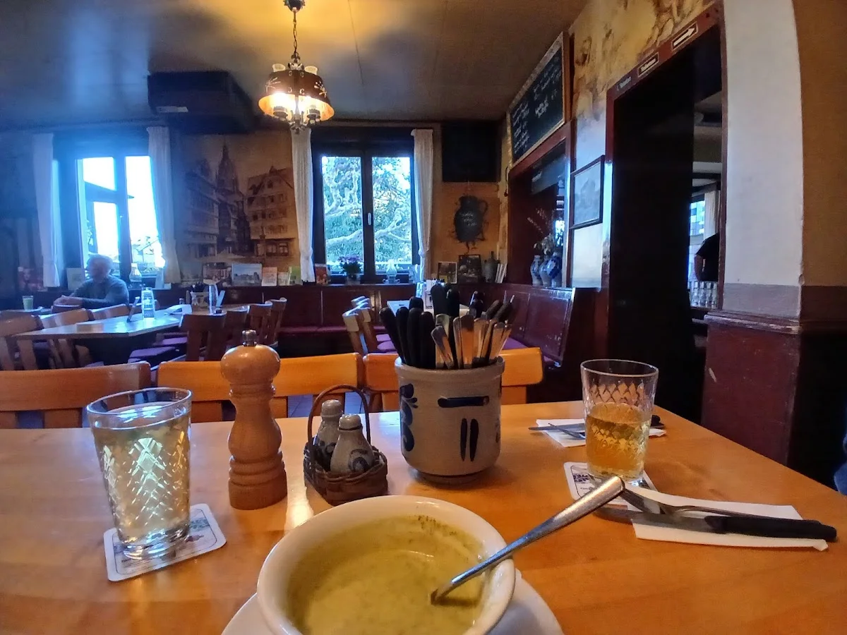 Zur Buchscheer Apfelweinwirtschaft – Essen und Trinken in Frankfurt am Main, Hessen