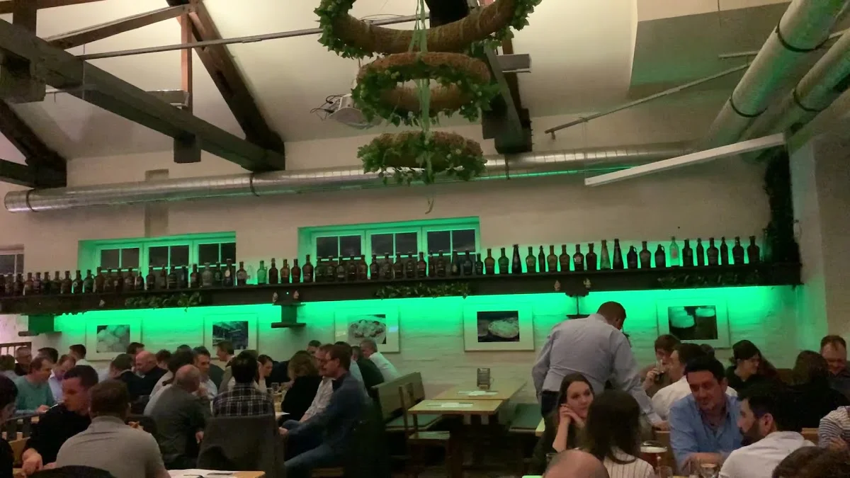 Wichtel Hausbrauerei Feuerbach – Atmosphäre in Stuttgart, Baden-Württemberg