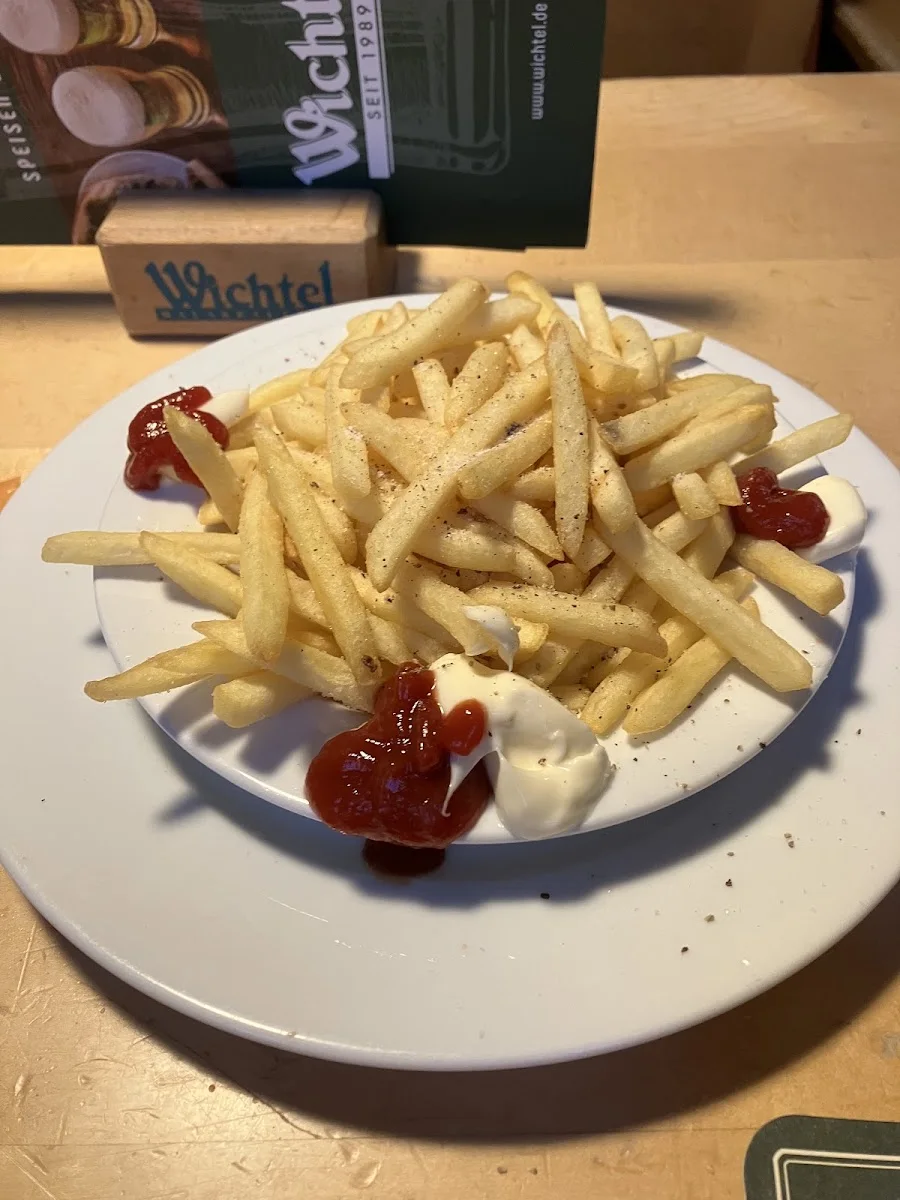 Wichtel Hausbrauerei Feuerbach – Pommes frites in Stuttgart, Baden-Württemberg