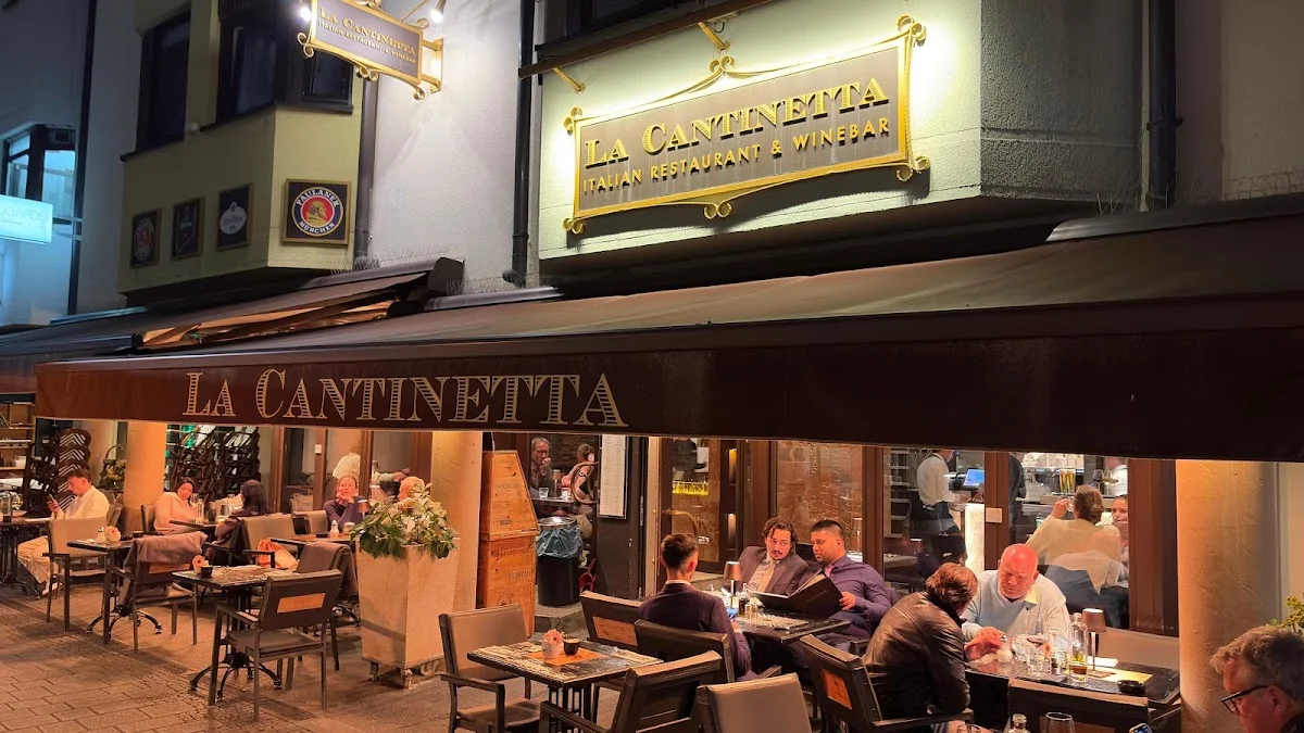 La Cantinetta – Atmosphäre in Wiesbaden, Hessen