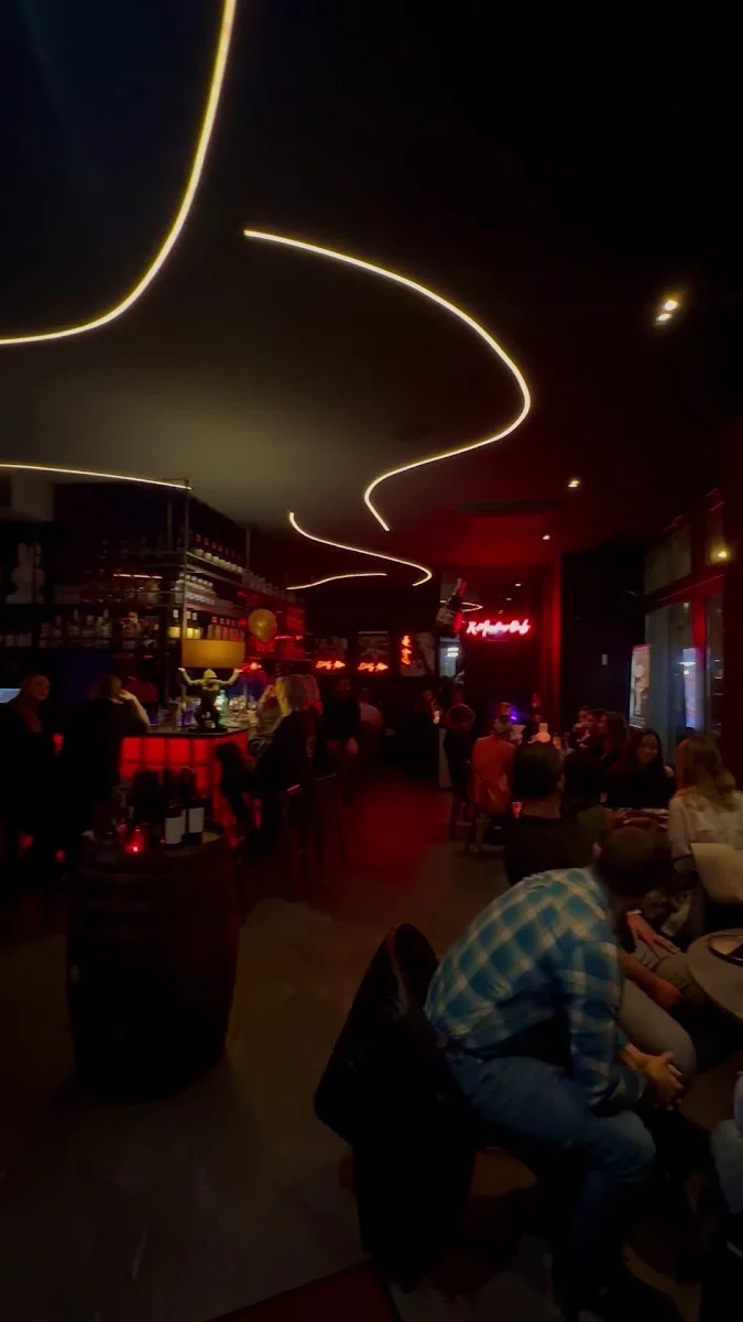 Dirty Rose - Spanish Tapas- & Cocktailbar – Atmosphäre in Berlin
