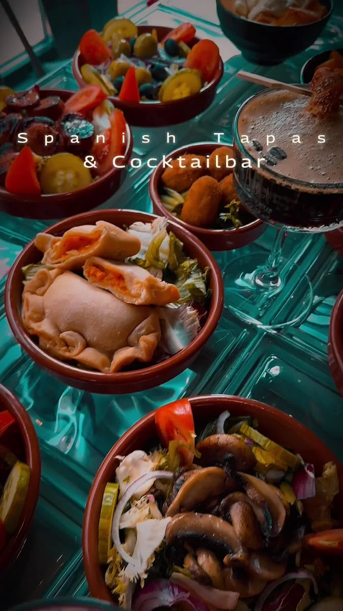 Dirty Rose - Spanish Tapas- & Cocktailbar – Vom Inhaber in Berlin