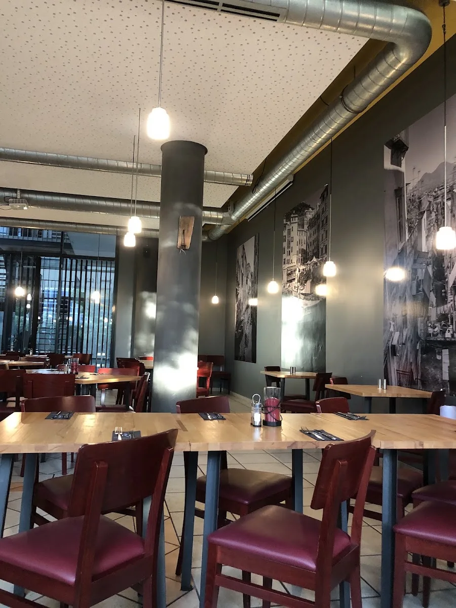 Ristorante Italiani – Atmosphäre in Stuttgart Hausen, Baden-Württemberg