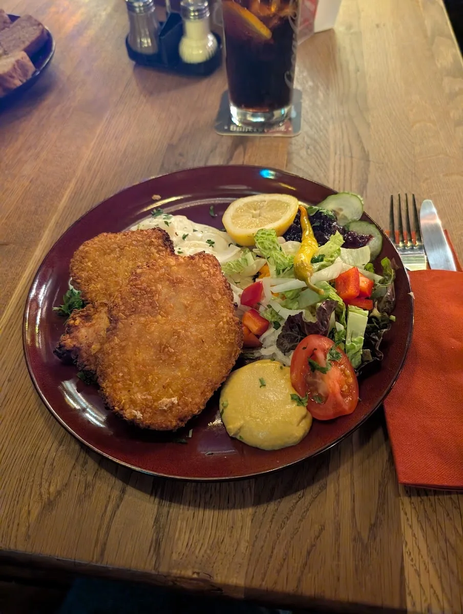 Papa Joes Biersalon Klimperkasten – Schnitzel in Köln, Nordrhein-Westfalen