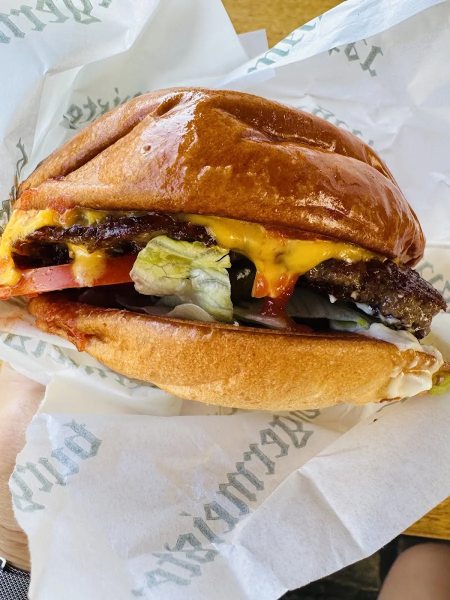 Burgermeister Schlesisches Tor – Hamburger in Berlin