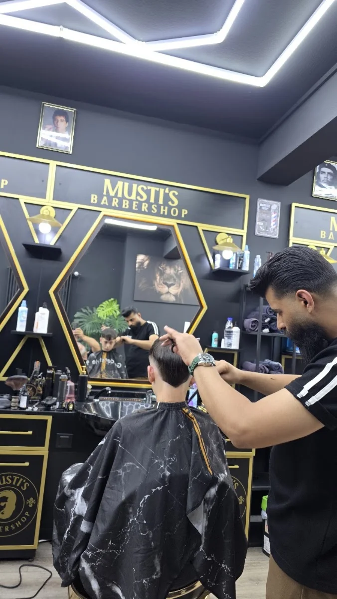 Musti Barbershop - Krefeld – Herrenfriseur in Krefeld, Nordrhein-Westfalen