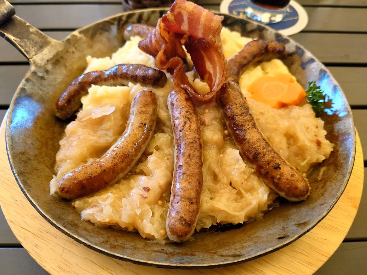 Frankenheim Brauereiausschank – Sauerkraut in Düsseldorf, Nordrhein-Westfalen