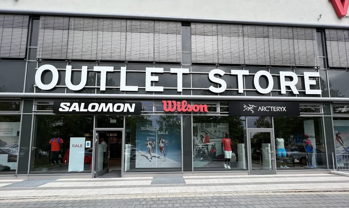 Salomon/Wilson Outlet-Shop Garching – Vom Inhaber in Garching bei München, Bayern