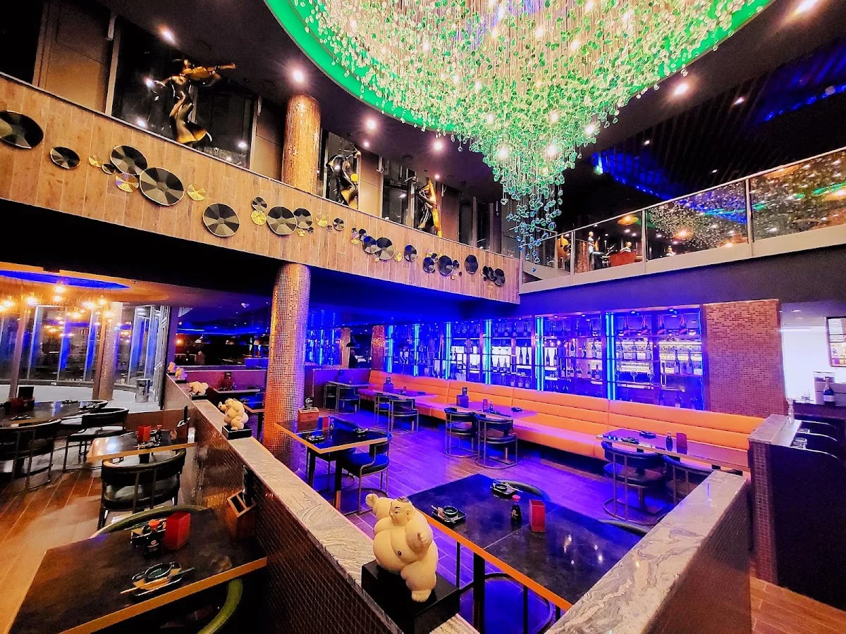 Mikado – Atmosphäre in Köln, Nordrhein-Westfalen