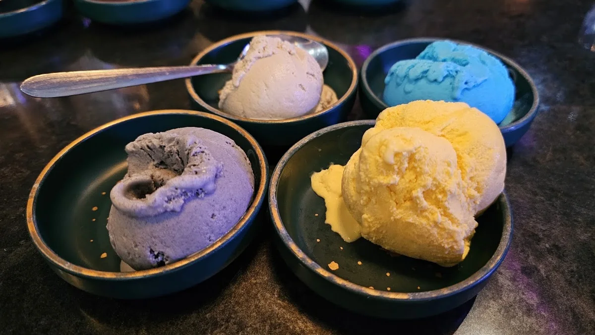 Mikado – Glace in Köln, Nordrhein-Westfalen