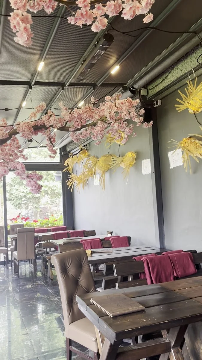 Simplé – Atmosphäre in Berlin