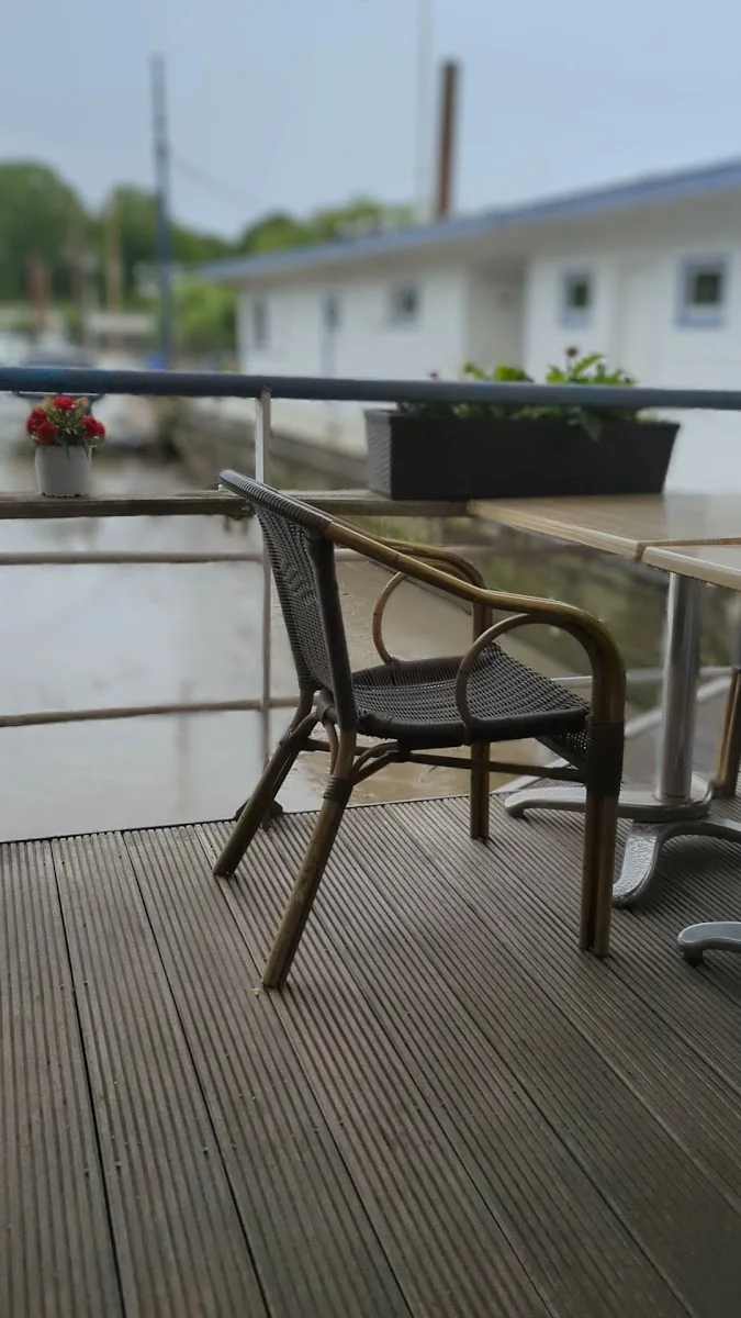 Dübelsbrücker Kajüt – Meeresfrüchte-Restaurant in Hamburg