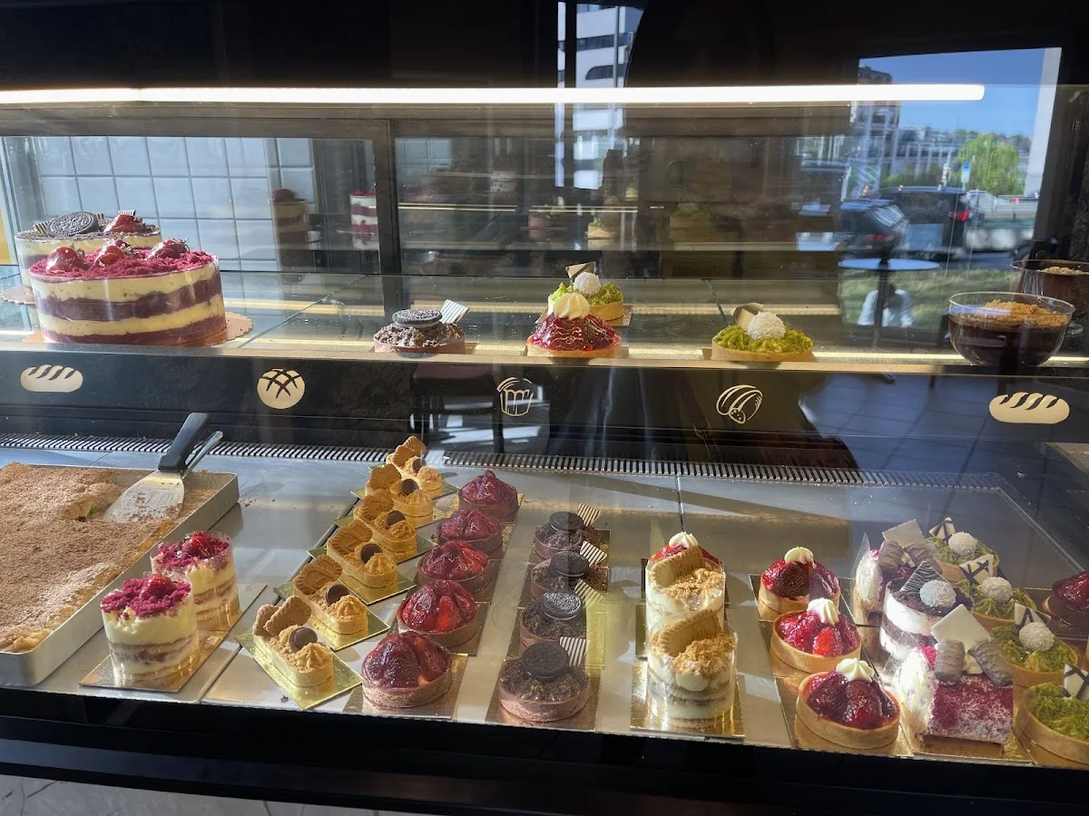 Ökkeş Ağa Baklava – Atmosphäre in Stuttgart Stuttgart-Nord, Baden-Württemberg