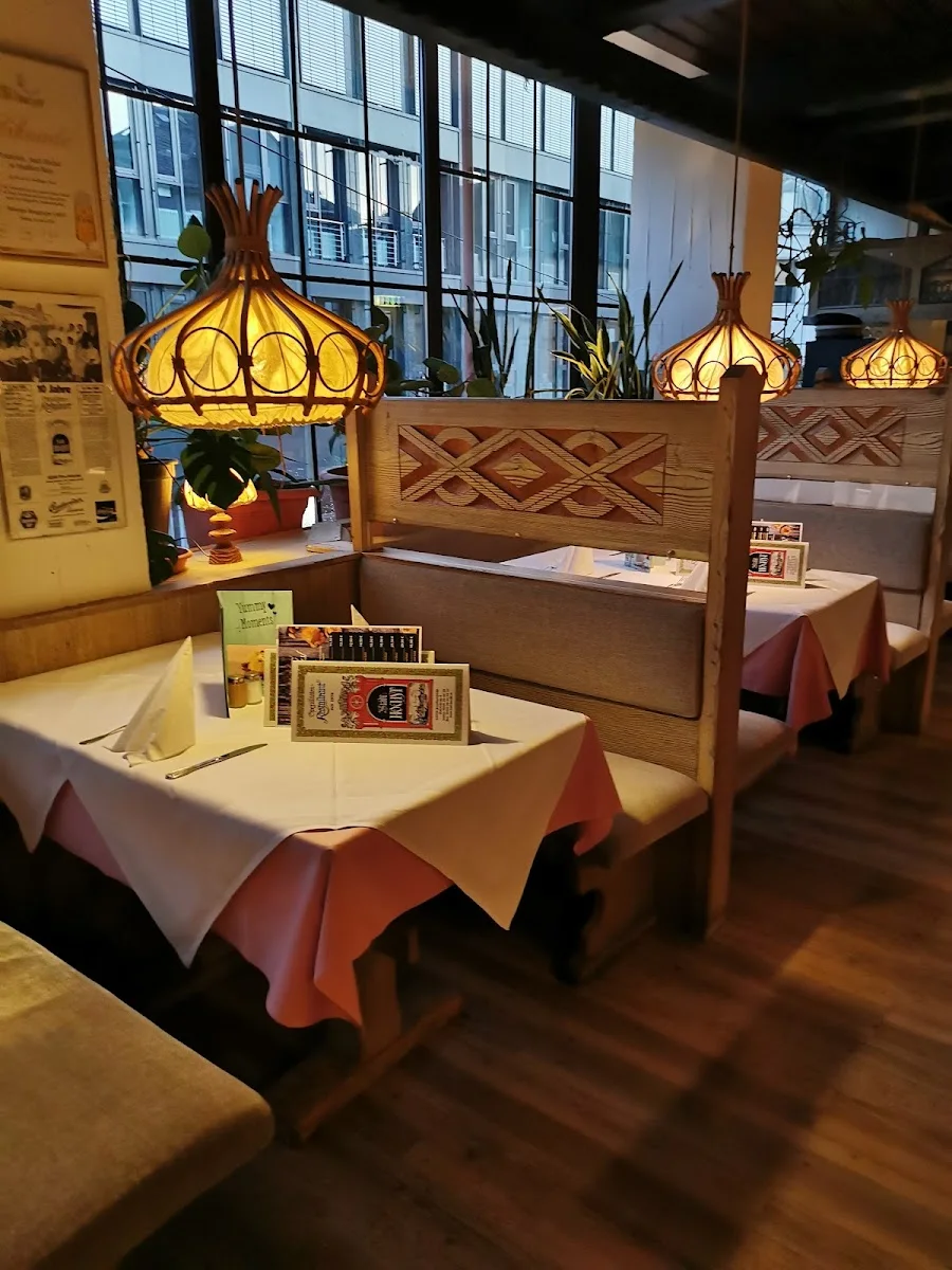 Spezialitäten-Restaurant Stadt-Höchst – Atmosphäre in Frankfurt am Main, Hessen