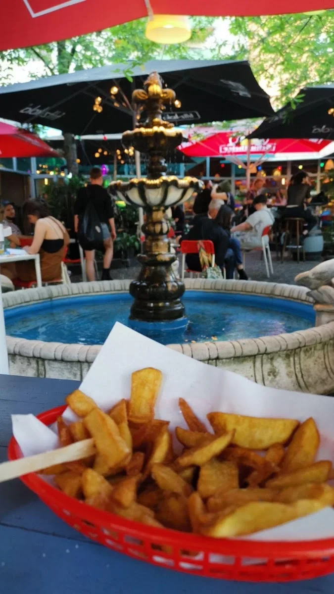 Südblock – Essen und Trinken in Berlin