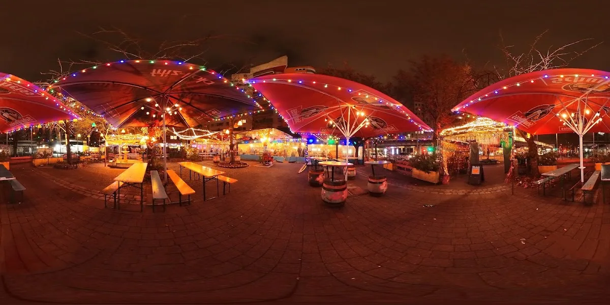 Südblock – Street View & 360°-Fotos in Berlin
