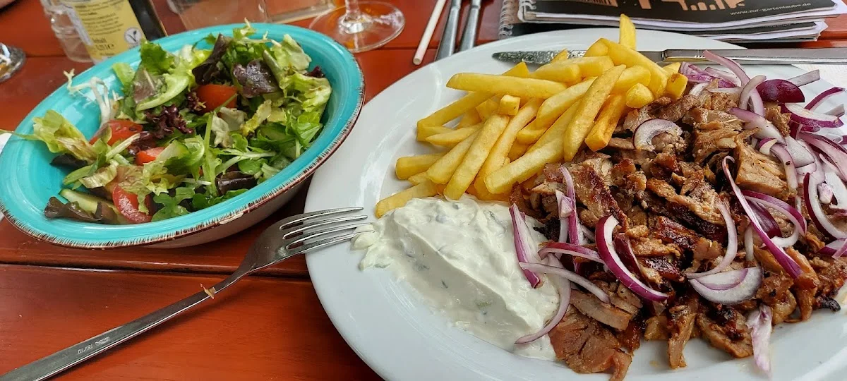 Griechische Taverne Zur Gartenlaube – Kebab in München, Bayern