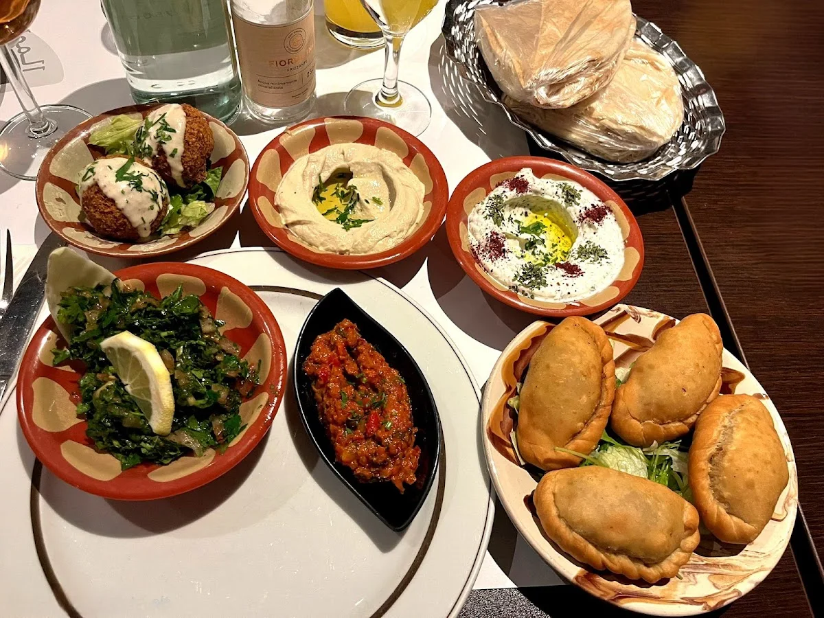 Restaurant Ksara – Essen und Trinken in München, Bayern