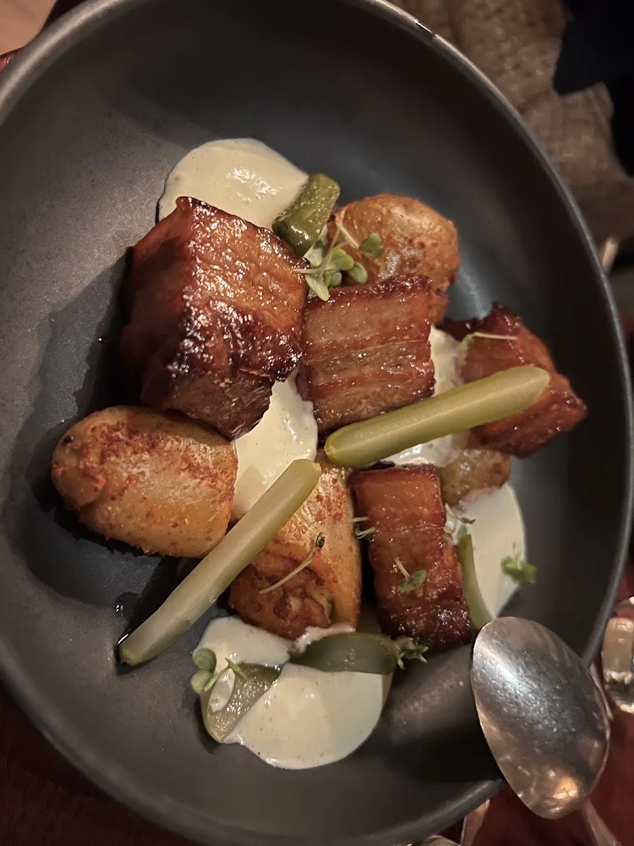 Bellboy Bar – Schweinebauch in Berlin