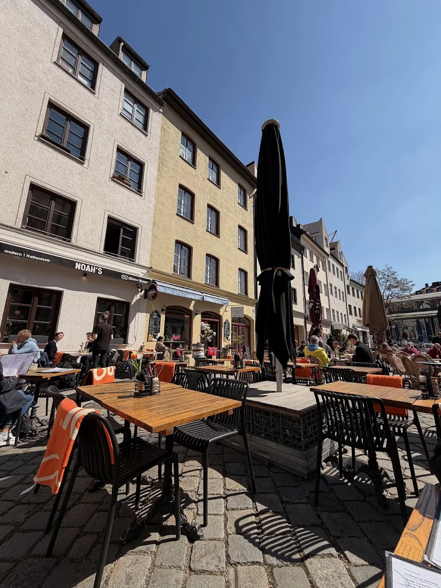 Noah's Pizzeria – Atmosphäre in München, Bayern