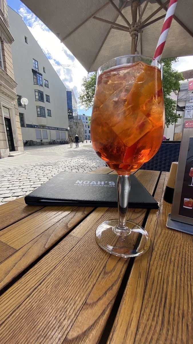Noah's Pizzeria – Aperol Spritz in München, Bayern