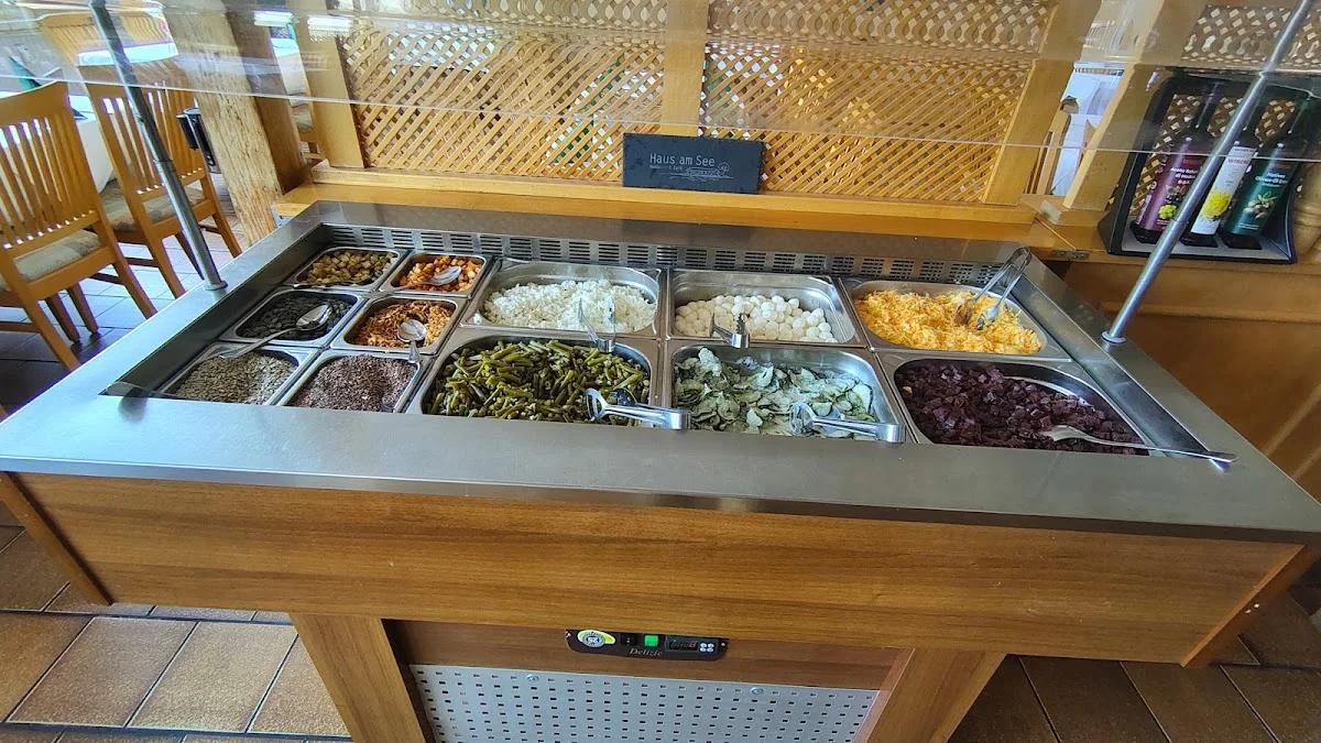 Haus am See – Salatbar in Stuttgart, Baden-Württemberg