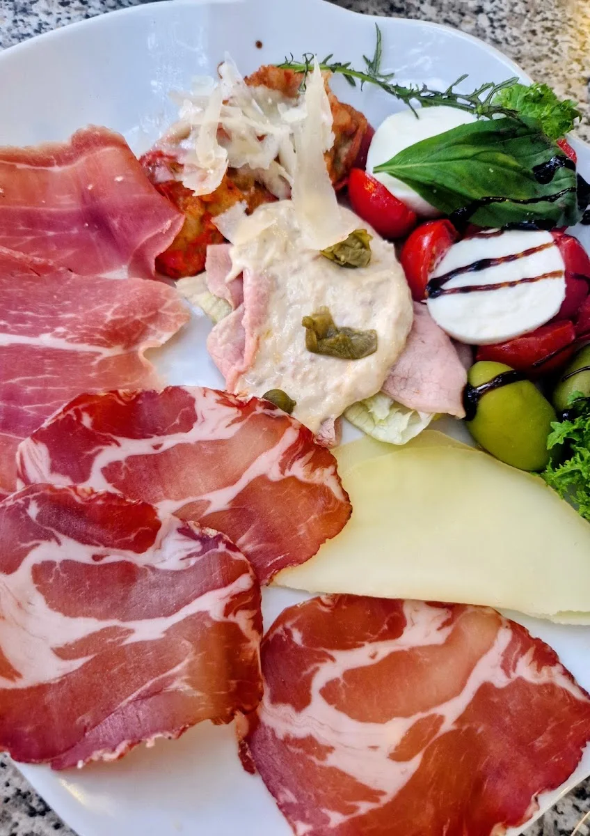 Trattoria Vivaldi – Antipasto in Stuttgart, Baden-Württemberg