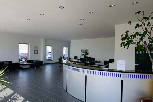 Auto Technik & Lack Centrum GmbH – Innenansichten in Hannover, Niedersachsen