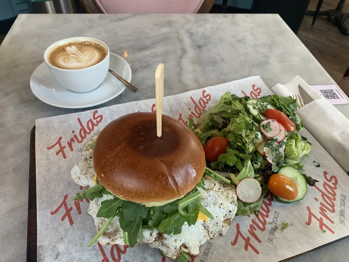 Fridas Cafe – Chicken Sandwich in Frankfurt am Main, Hessen