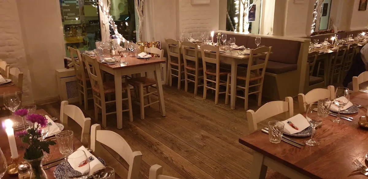 Taverna Kalypso – Atmosphäre in München, Bayern