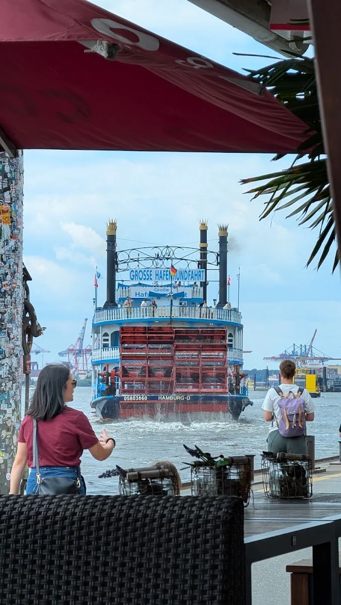 St. Pauli Landungsbrücken – Sehenswürdigkeit in Hamburg