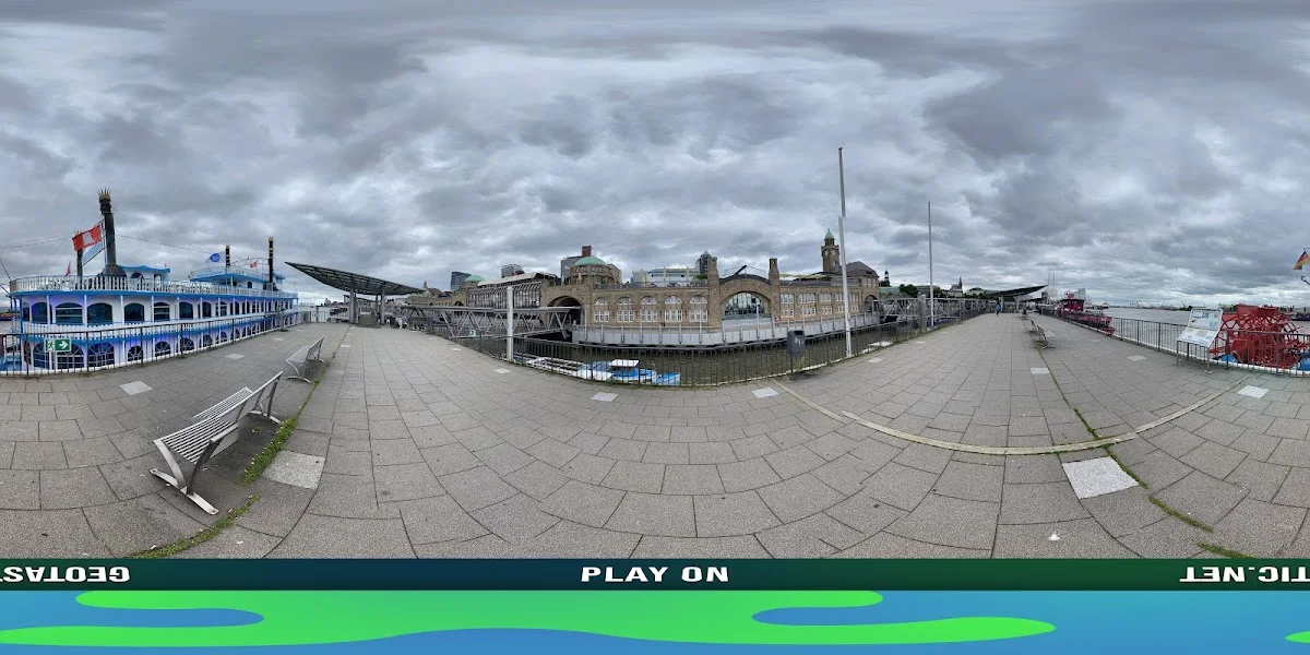 St. Pauli Landungsbrücken – Street View & 360°-Fotos in Hamburg