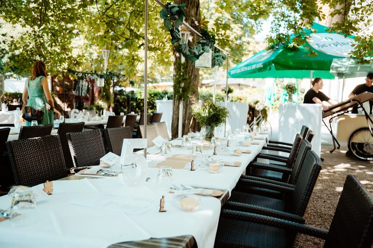 Restaurant Schützenhaus auf dem Turmberg – Atmosphäre in Karlsruhe, Baden-Württemberg