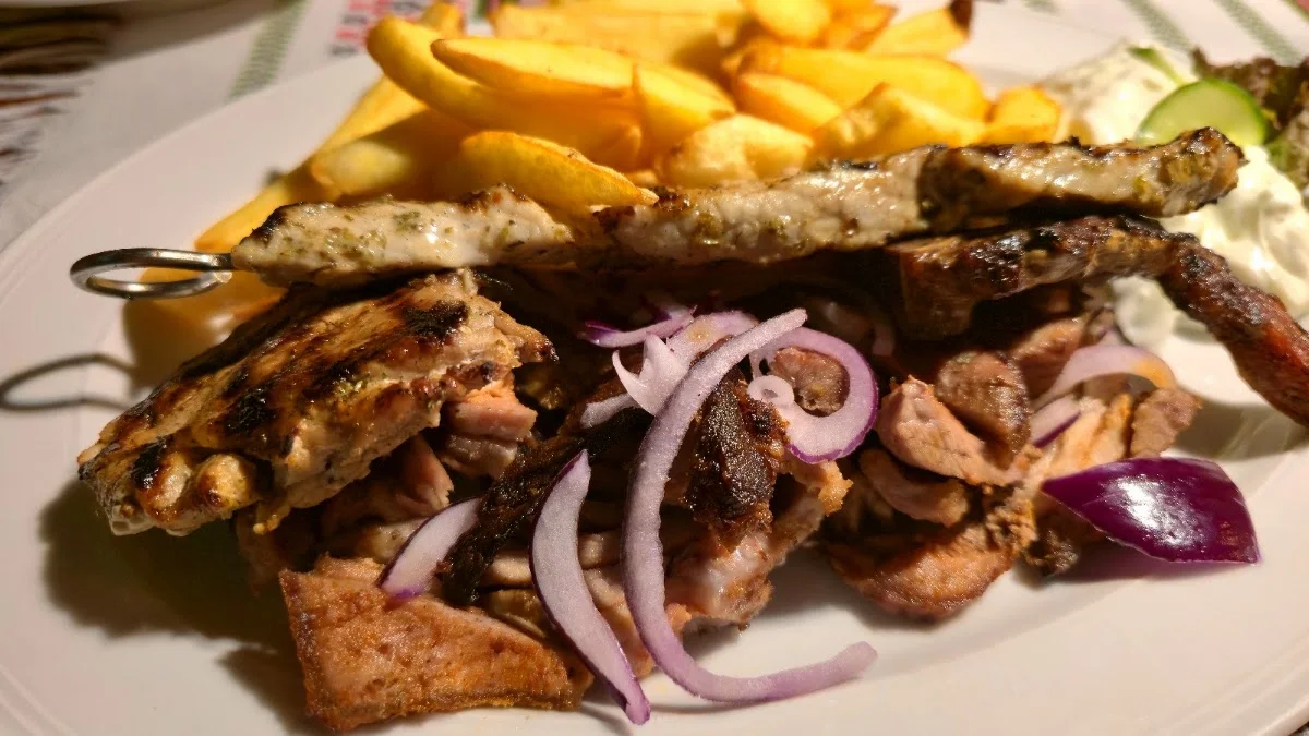 Griechisches Restaurant Dionysos - am Zabel Krüger Damm – Souvlaki in Berlin