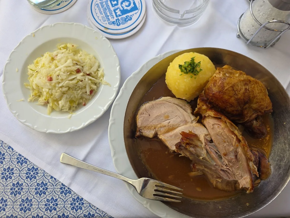 Augustiner Stammhaus – Sauerkraut in München, Bayern