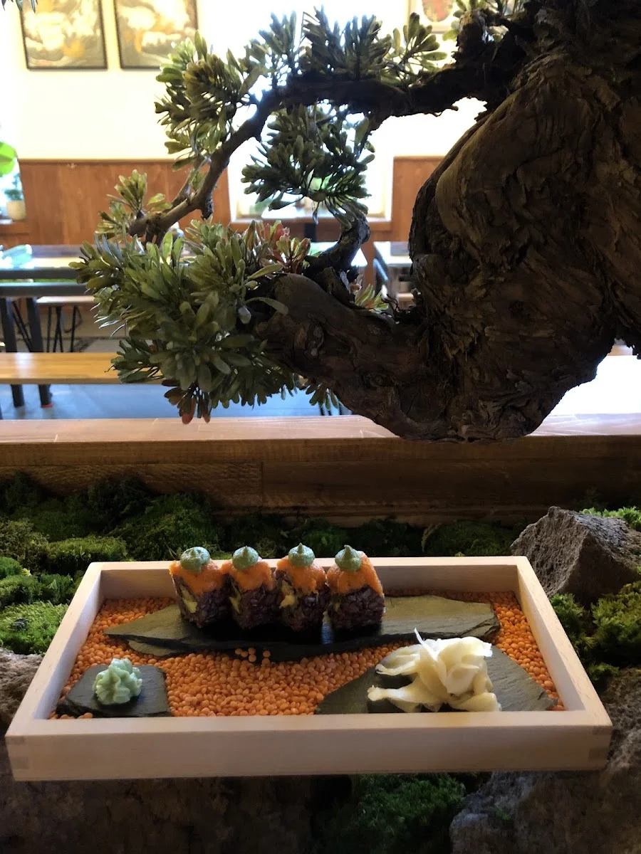 Secret Garden | Vegan Sushi – Essen und Trinken in Berlin